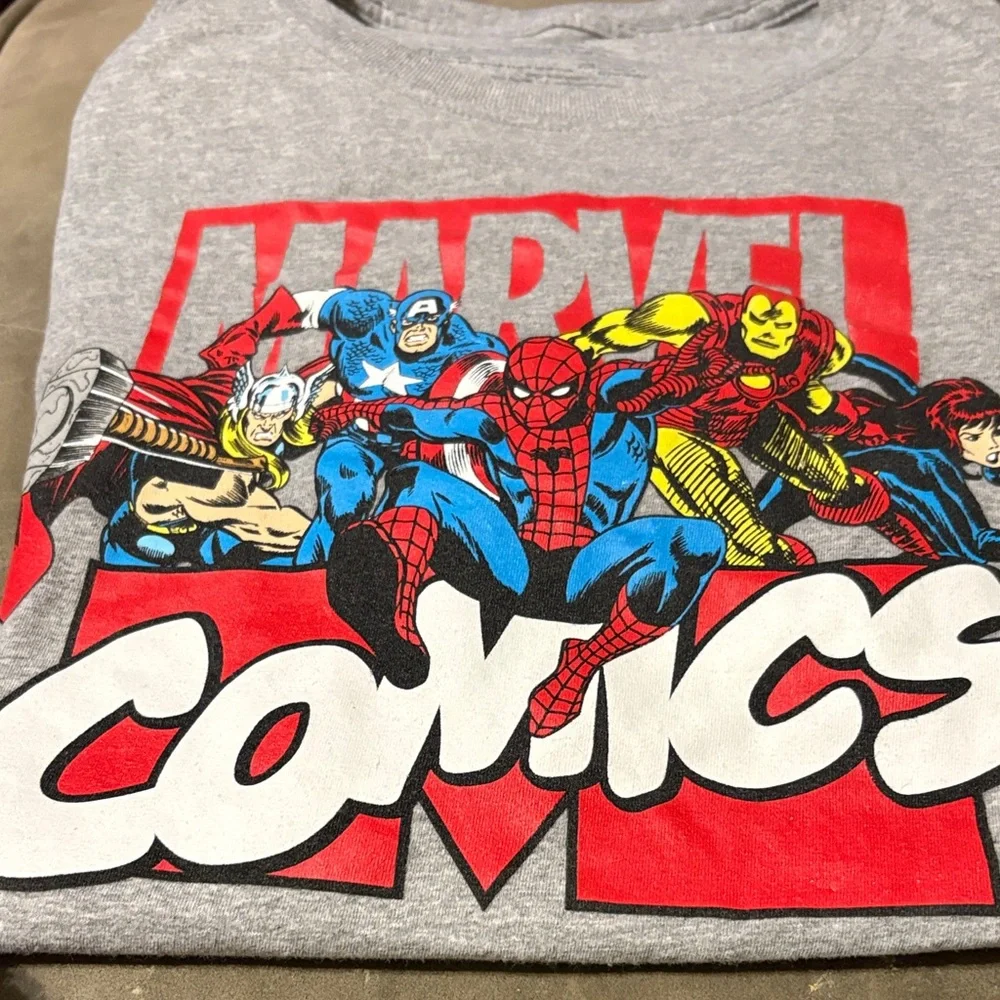 Marvel Superhero Kids Costume T-Shirt - Gray, Red, and Blue - Picture 1 of 4